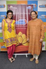 Anup Jalota at Radiocity Smran launch in Bandra, Mumbai on 12th Dec 2012 (10).JPG